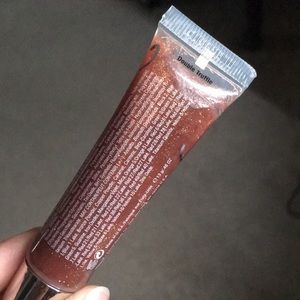 Victoria's Secret Makeup - Double Truffle VS beauty rush lipgloss Victoria's Secret Makeup - Double Truffle VS beauty rush lipgloss
